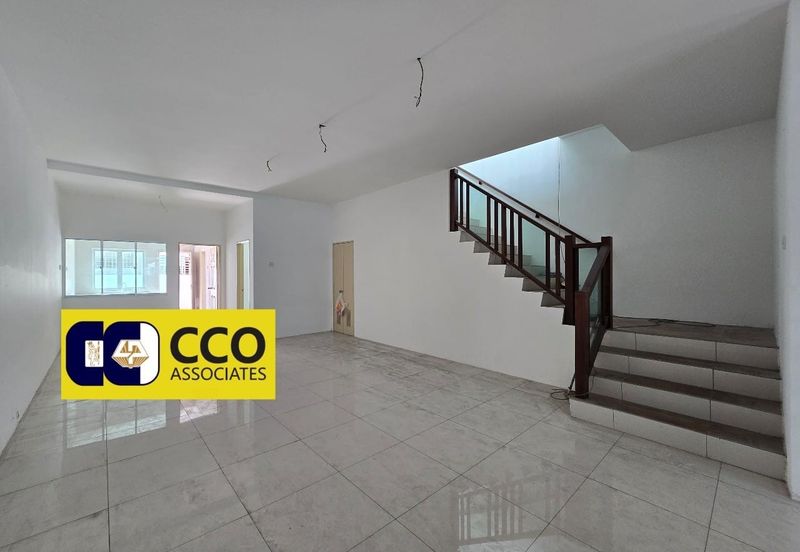 PANORAMA LAPANGAN KINARA