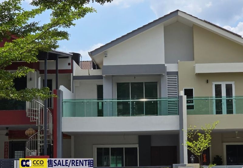 PANORAMA LAPANGAN KINARA