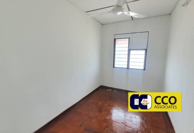 ANJUNG BERCHAM UTAMA