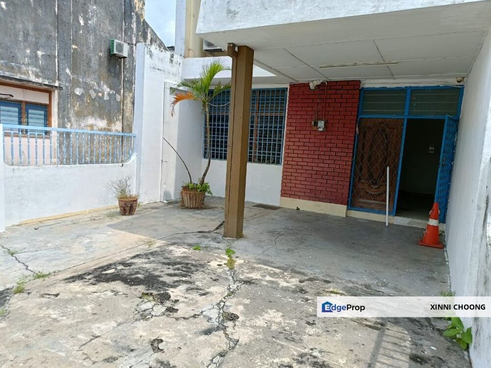 Taman Falim Ipoh double storey endlot house for rent , Perak, Kinta