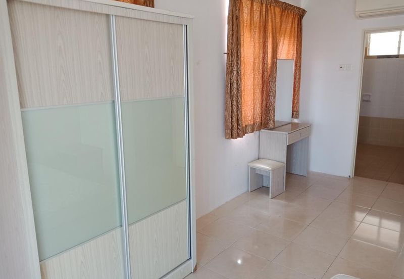 D'Piazza Condominium