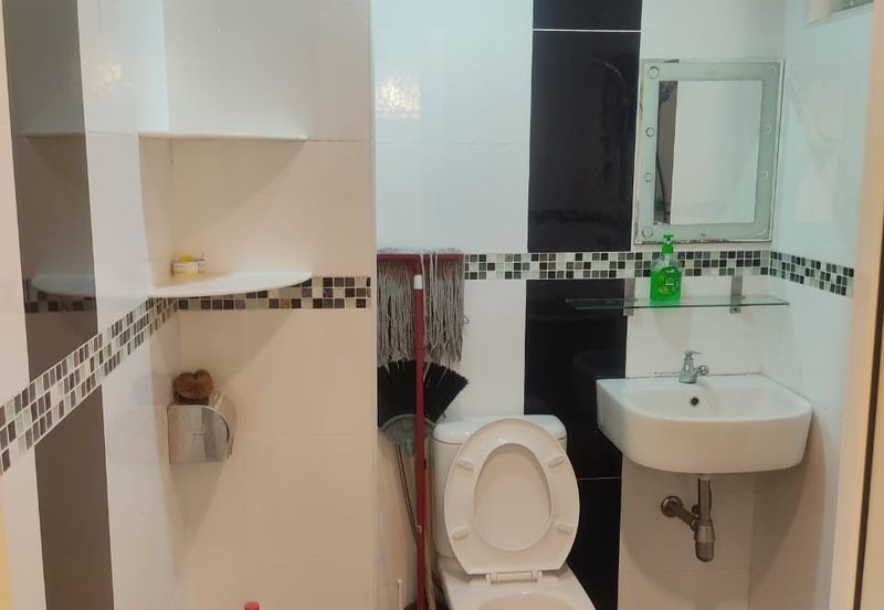 D'Piazza Condominium