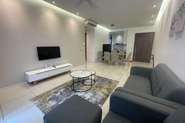 Queens Residences @ Queens Waterfront