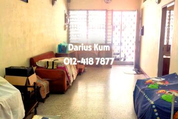 Terrace, Lintang Gelugor, Jelutong