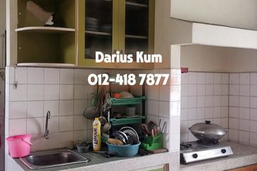 Terrace, Lintang Gelugor, Jelutong