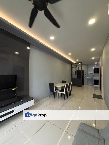 Full Renovated D'summit Residences 2 Bedrooms, Johor, Johor Bahru