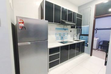 D'Summit Residences @ Kempas Utama