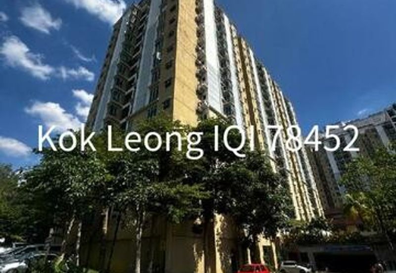 Villa Park Condominium