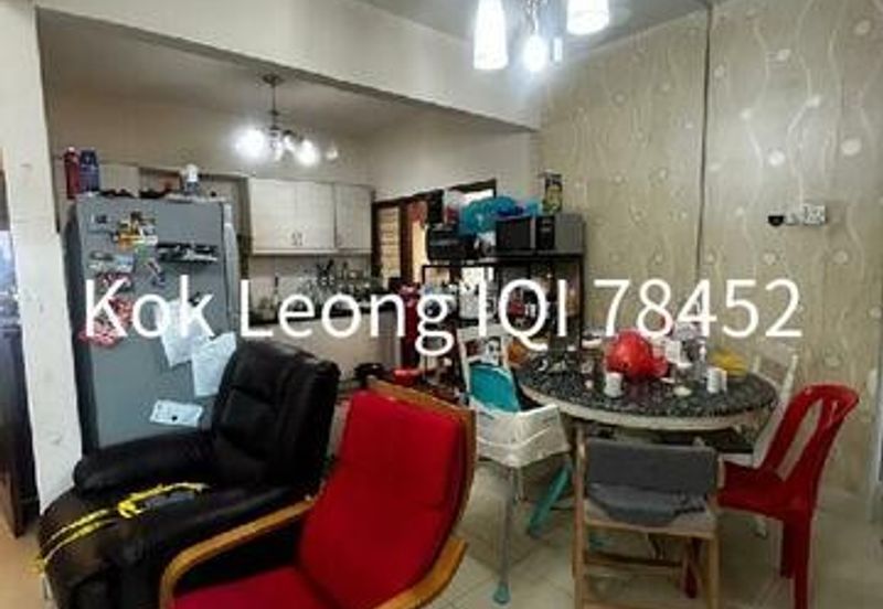 Villa Park Condominium