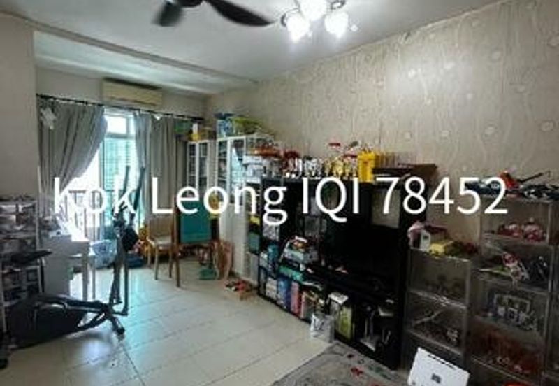 Villa Park Condominium