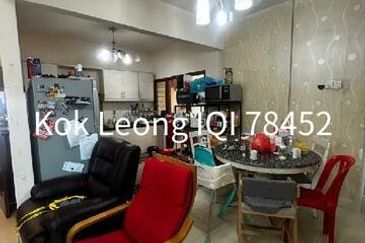 Villa Park Condominium