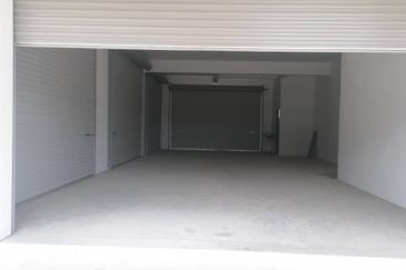 2 Storey Parklane City Benoni facing Servay Super market