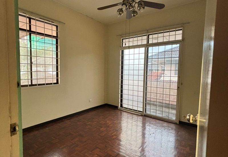 Taman Bestari | Herat of Luyang | near Klinik Kesihatan Luyang and The Logg