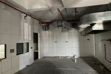 Sutera Avenue 1st Floor Corner Opposite Imago Shopping Mall