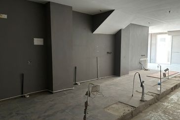 Sutera Avenue 1st Floor Corner Opposite Imago Shopping Mall