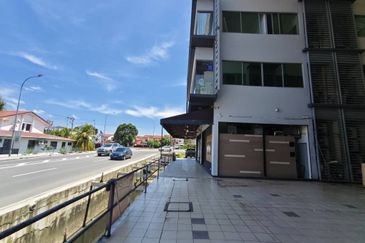 Market 88 Kepayan, Facing main road, Corner unit