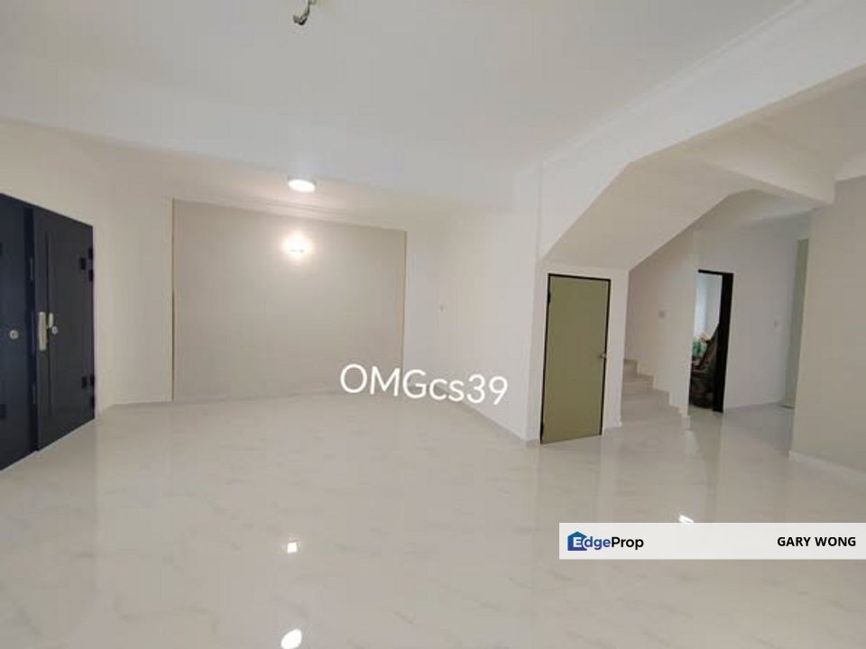 Mutiara Bandar Bukit Raja 2 Storey House 20x65 4r3b Newly Fully Renovated Good Condition Freehold Gated Guarded for Sale , Selangor, Klang