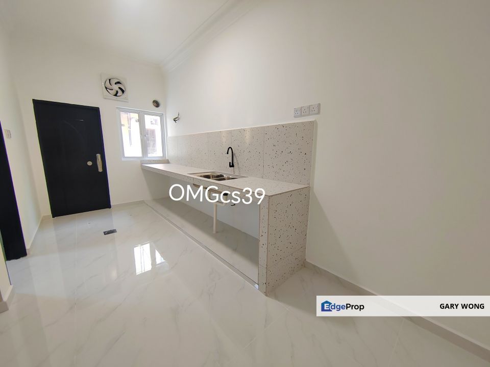 Mutiara Bandar Bukit Raja 2 Storey House 20x65 4r3b Newly Fully Renovated Good Condition Freehold Gated Guarded for Sale , Selangor, Klang