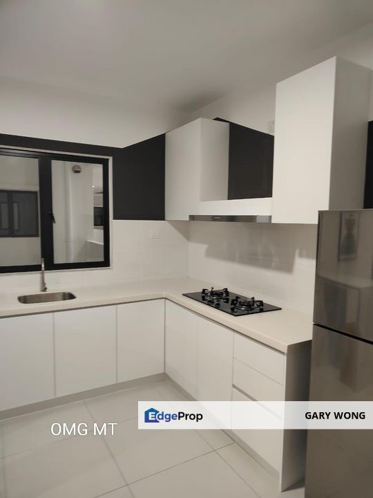 Huni Service Residence Setia Alam 1000sqft 3r2b 2 parking at Ground Floor Fully Furnished Move in Condition 24 hours Security Guarded for Rent, Selangor, Setia Alam/Alam Nusantara