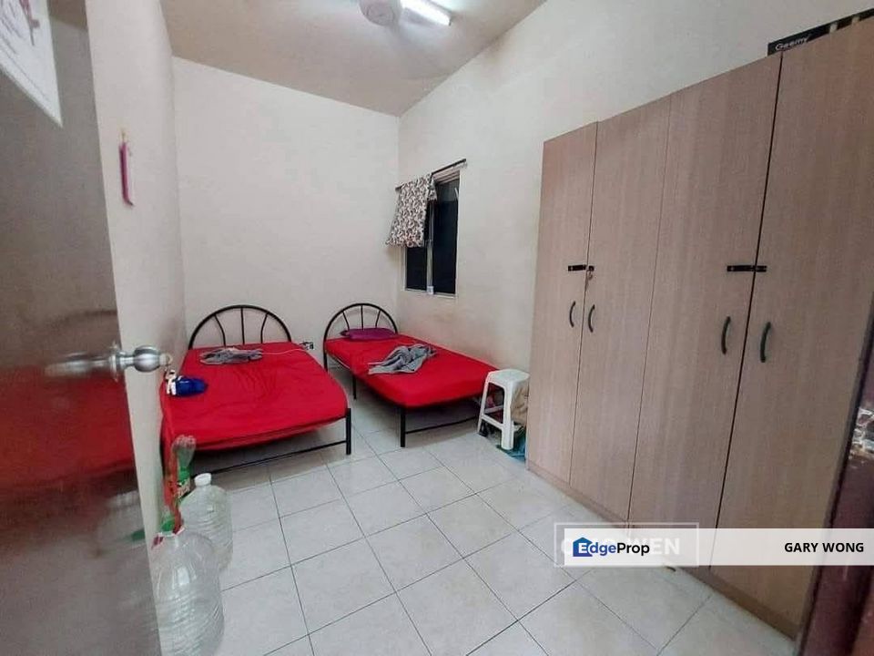 Bayu Villa Apatment Bayu Perdana Klang 1100sqft 3r2b Freehold Gated Guarded for Sale , Selangor, Klang
