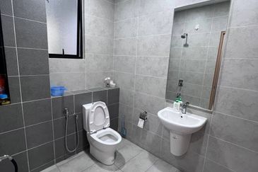 Ayra @ Bandar Bukit Raja