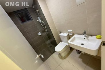 Adria Residence @ Gravit8