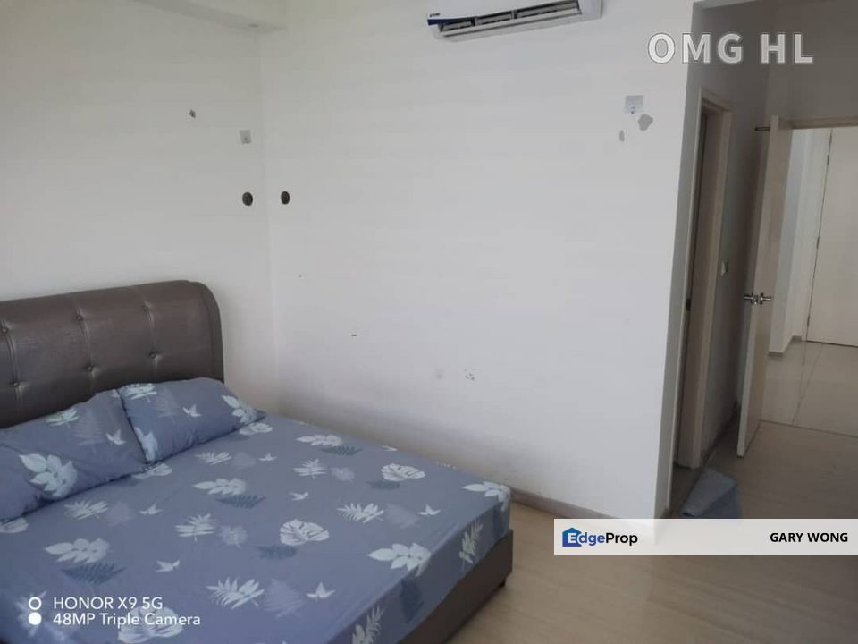 Gravit8 Service Residence Kota Bayuemas Klang 792sqft 2r2b Good Condition Partial Furnished 24hrs Security Guarded for Rent, Selangor, Klang