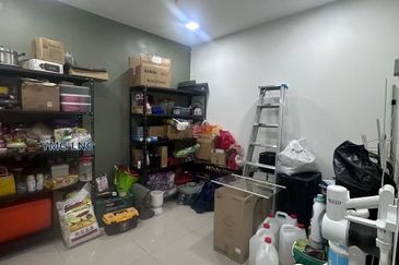 Kapar Batu 10 Klang Single Storey House 20x80 4r2b Fully Renovated Extended Tip Top Condition Freehold for Sale 