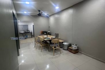 Kapar Batu 10 Klang Single Storey House 20x80 4r2b Fully Renovated Extended Tip Top Condition Freehold for Sale 