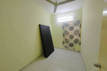 Pangsapuri Akasia, Bandar Botanic