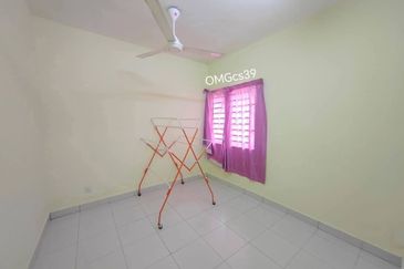 Pangsapuri Akasia, Bandar Botanic