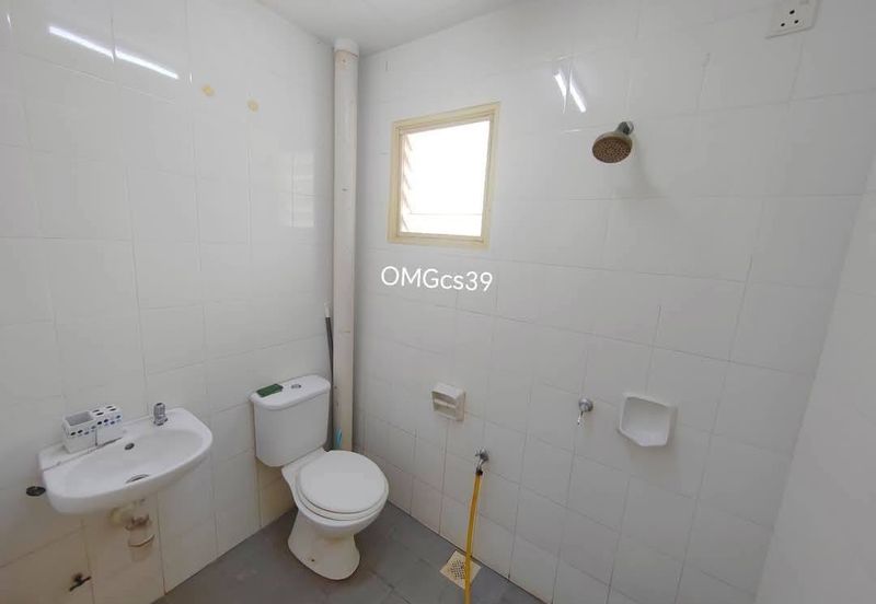 Pangsapuri Akasia, Bandar Botanic