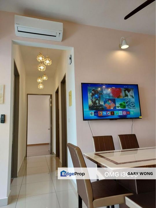 Zentro Residence Puchong 969sqft 4r2b Brand New Furnished Move in Condition 24 hours Security Guarded for Rent, Selangor, Puchong South