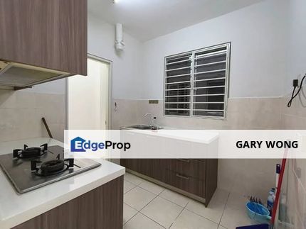 Pelangi Heights 2 Apartment Klang Partial Furnished Good Condition Gated Guarded for Rent, Selangor, Klang