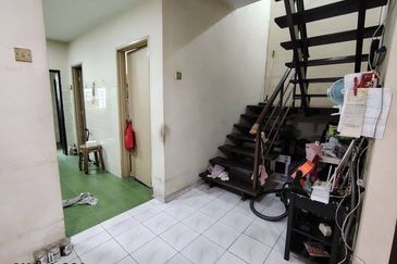 Taman Teluk Gedung Indah