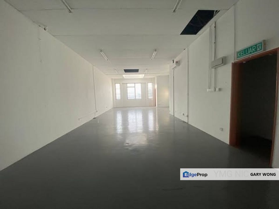 Bandar Botanic Klang Office Space Partial Furnished 3 air cond Good Condition for Rent , Selangor, Klang
