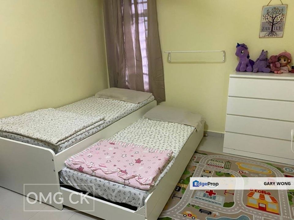 Bandar Mahkota Banting Single Storey End Lot Extra Land Renovated Extended Good Condition Freehold for Sale, Selangor, Banting