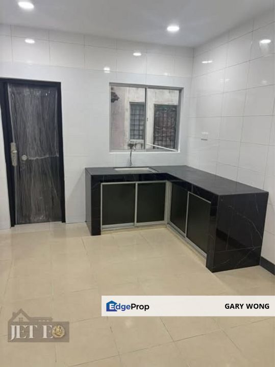 Taman Sentosa Klang 2 storey Renovated Move In condition Freehold for Sale, Selangor, Klang
