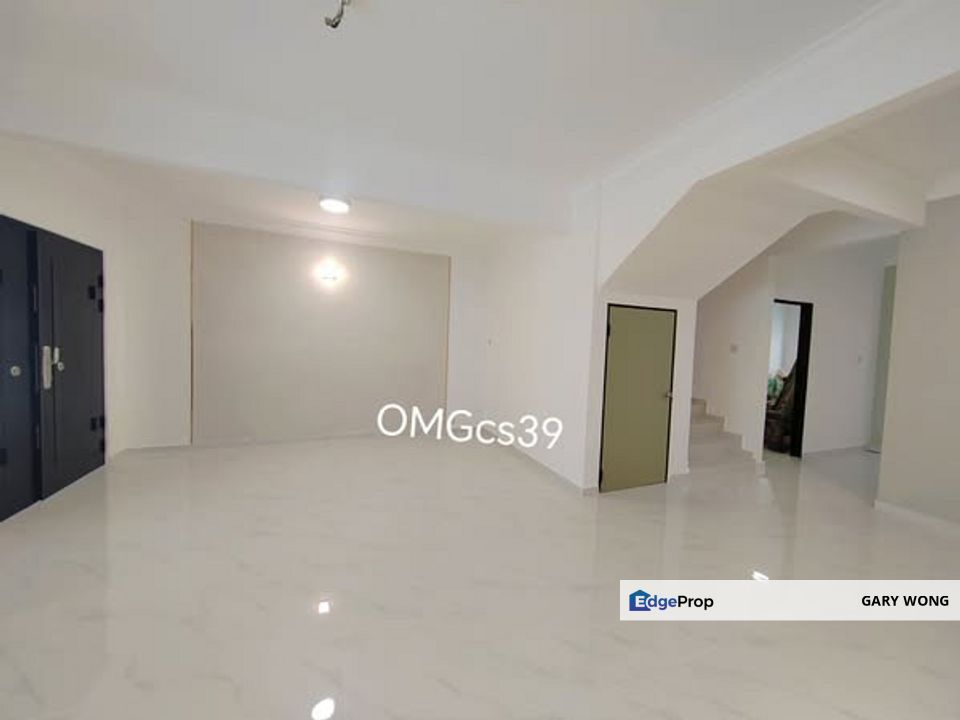 Mutiara Bandar Bukit Raja 2 Storey House 20x65 4r3b Newly Fully Renovated Good Condition Freehold Gated Guarded for Sale , Selangor, Klang