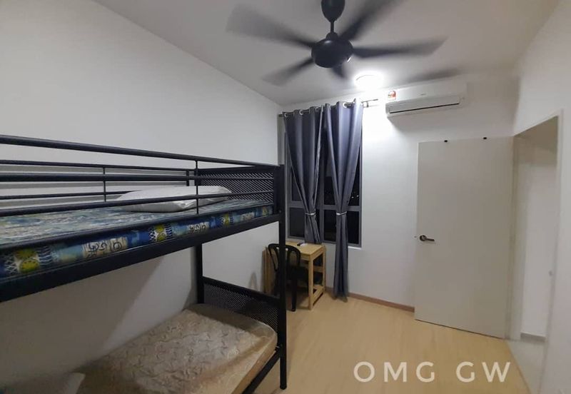 Gravit8 @ Klang South