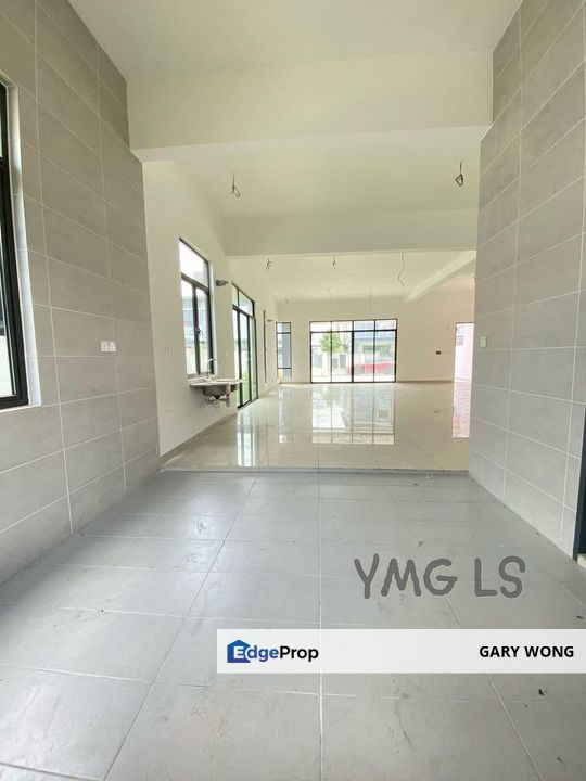 Canary Garden Ridgewood Bandar Bestari Klang 2 storey Semi D Cluster House 40x85 Swimming Pool Gym Freehold Gated Guarded for Sale , Selangor, Klang