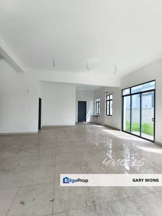 Canary Garden Bandar Bestari Klang 2 storey Semi D 40x80 Fully Renovated Extended Gated Guarded Freehold for Sale, Selangor, Klang