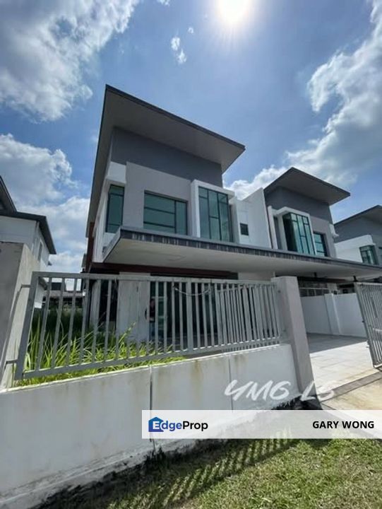 Canary Garden Bandar Bestari Klang 2 storey Semi D 40x80 Fully Renovated Extended Gated Guarded Freehold for Sale, Selangor, Klang