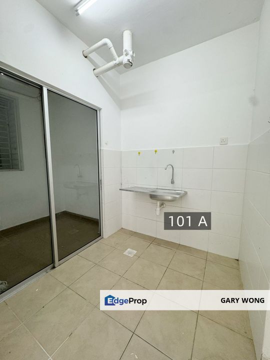 Trifolis Apartment Bandar Bukit Tinggi Klang 900sqft 3r2b with 2 Air Cond Gated Guarded for Rent , Selangor, Klang