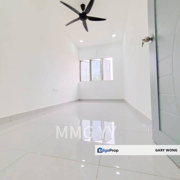 Klang Utama Double Storey House Newly Fully Renovated Modern Design Move in Condition Low Booking Full Loan Freehold for Sale, Selangor, Klang