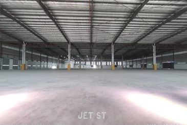 West Port, Pulau Indah