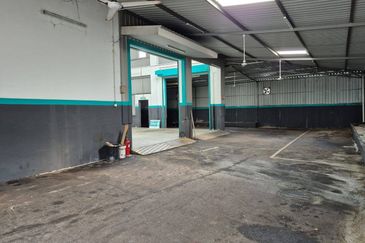 Gateway 16, Bandar Bukit Raja