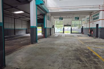 Gateway 16, Bandar Bukit Raja