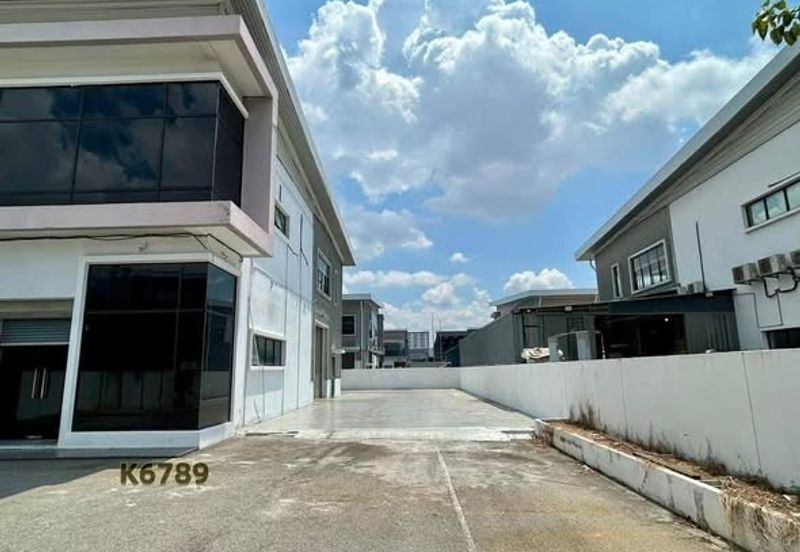 Gateway 16, Bandar Bukit Raja