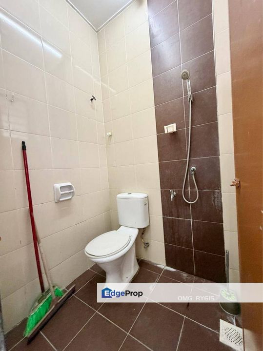 Facing Open Klang Utama Single Storey House Renovated Good Condition Freehold for Sale , Selangor, Klang